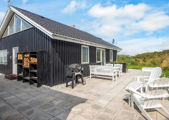 Holiday home 6 Person In Lokken-by Traum *